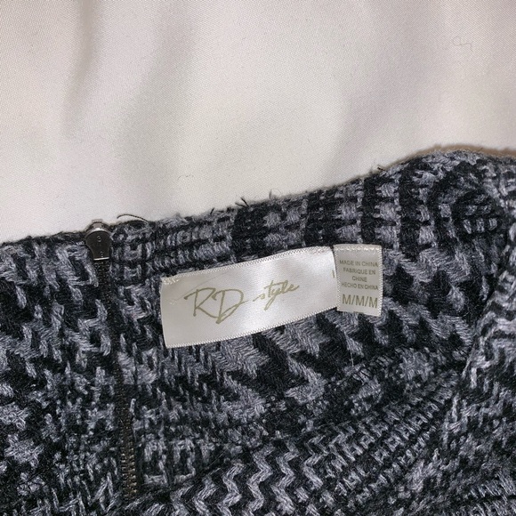 R Dakota Houndstooth Short Sleeve Sweater - Picture 7 of 7